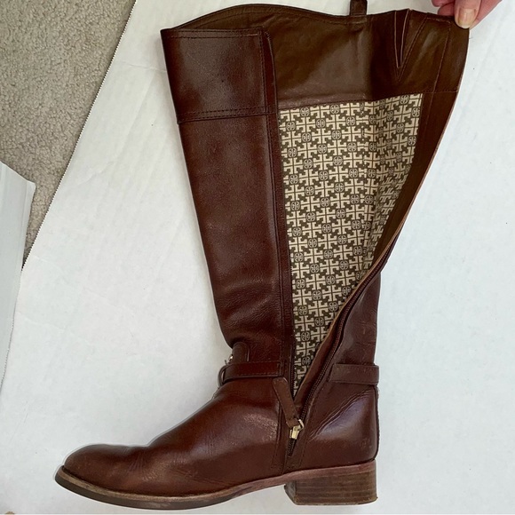 EUC Tory Burch Marlene leather tall riding brown logo boots - Picture 6 of 8